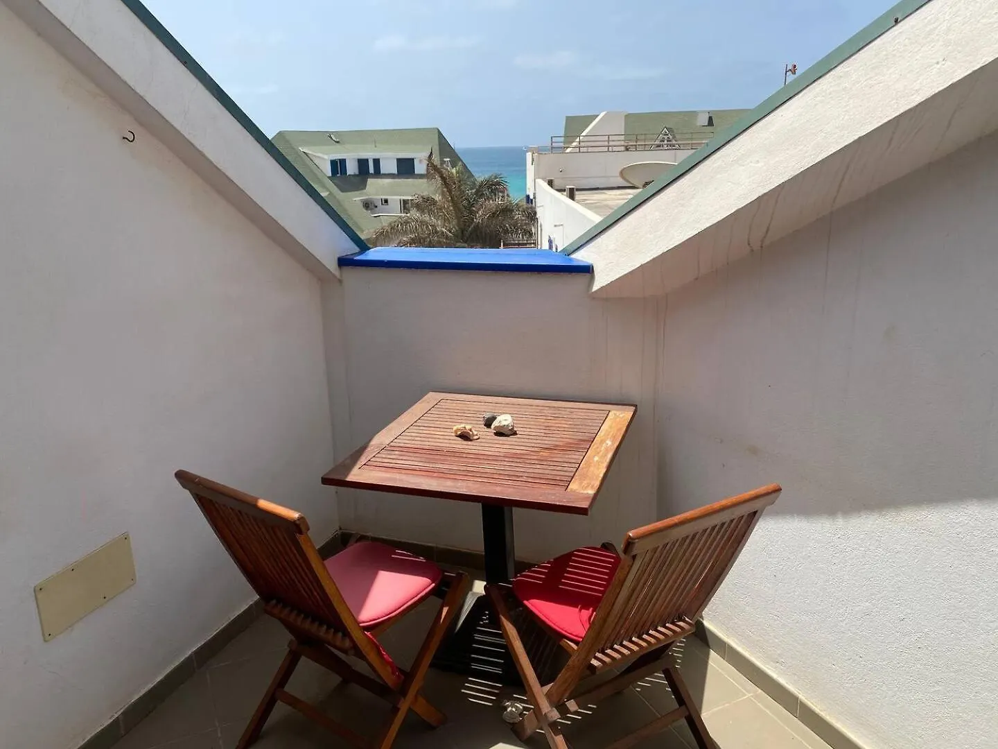Leme Bedje Two Bedroom - By Bobbywashere Santa Maria Apartment