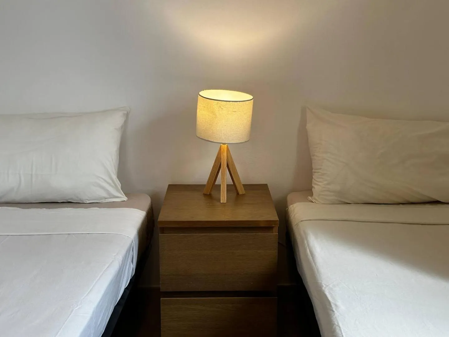 Leme Bedje Two Bedroom - By Bobbywashere Santa Maria