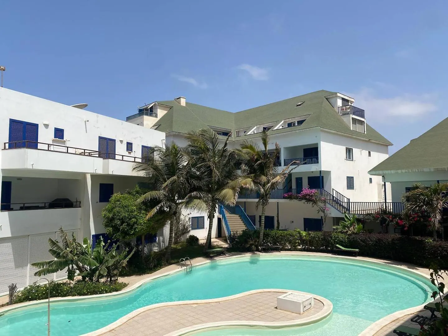Leme Bedje Two Bedroom - By Bobbywashere Santa Maria