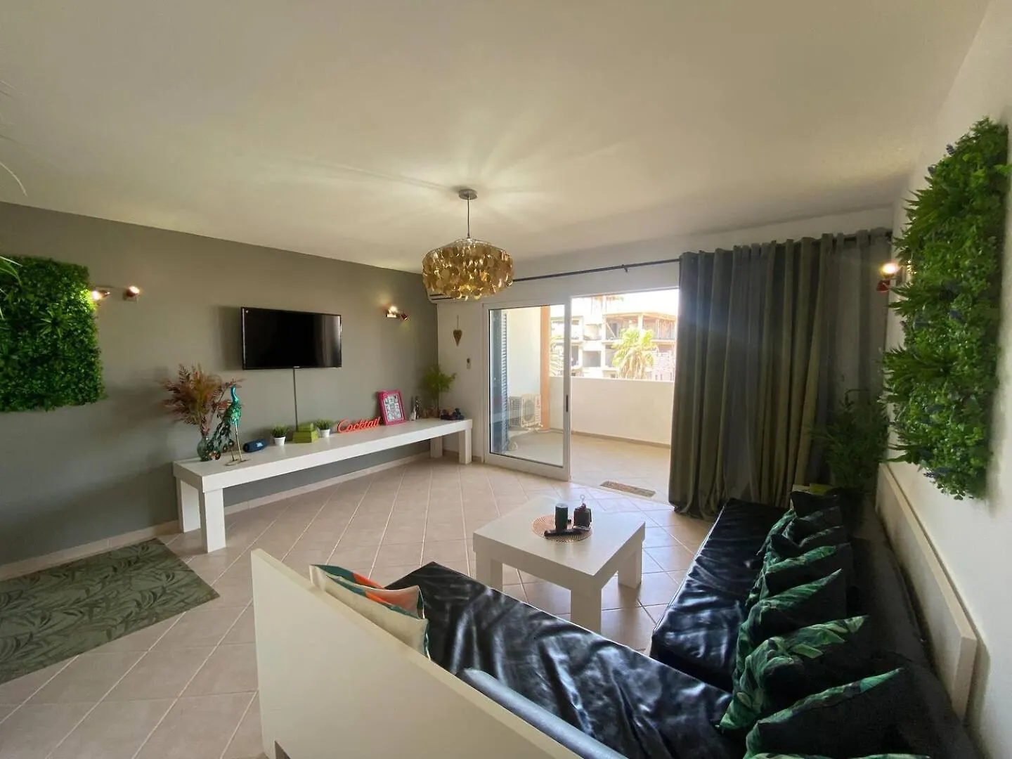 Leme Bedje Two Bedroom - By Bobbywashere Santa Maria 0*,  Cape Verde