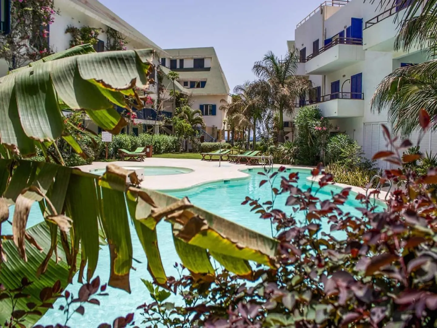 Leme Bedje Two Bedroom - By Bobbywashere Santa Maria