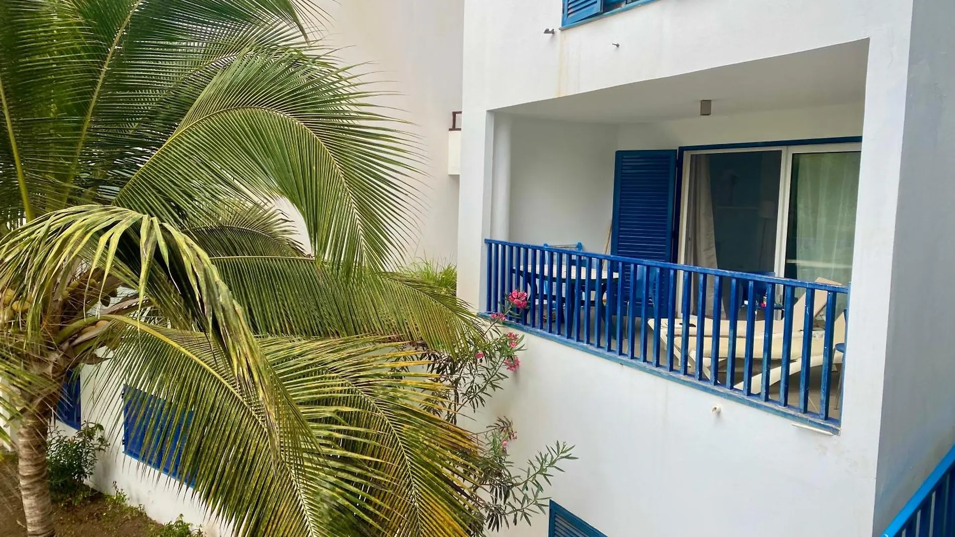 Apartment Leme Bedje Two Bedroom - By Bobbywashere Santa Maria